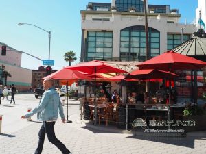 santamonica parasol.jpg